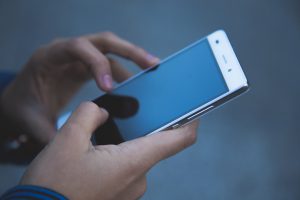 Czego można się dowiedzieć o ludziach, badając ich telefony komórkowe